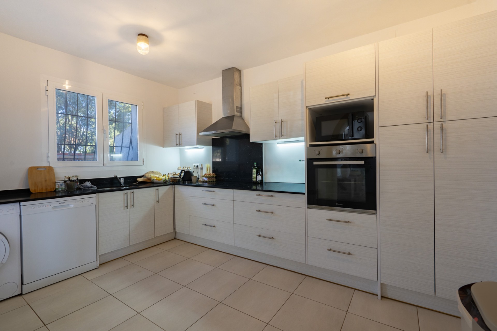 Te koop - Villa -
Javea