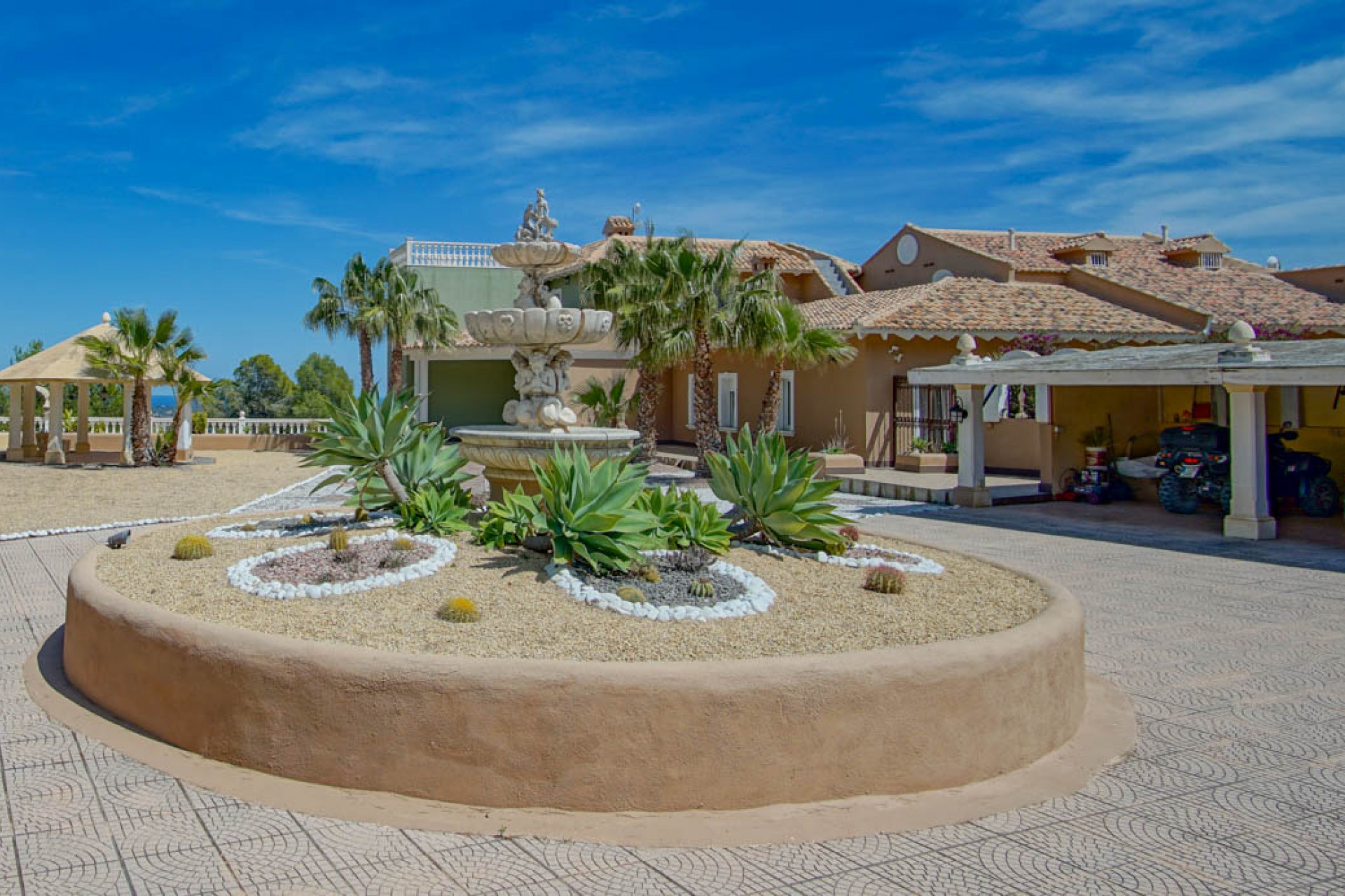 Te koop - Villa -
La Nucia