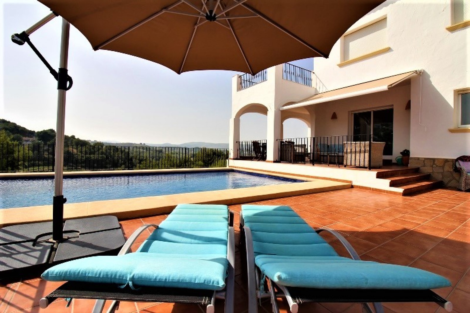 Te koop - Villa -
Moraira - Benimeit