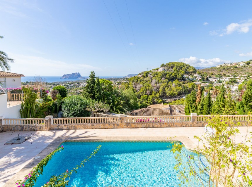 Te koop - Villa -
Moraira - Benimeit