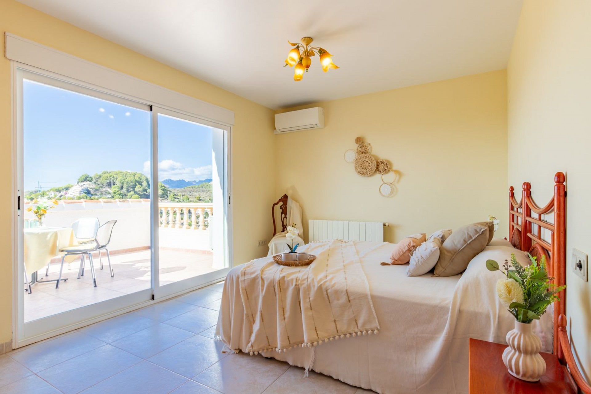 Te koop - Villa -
Moraira - Benimeit
