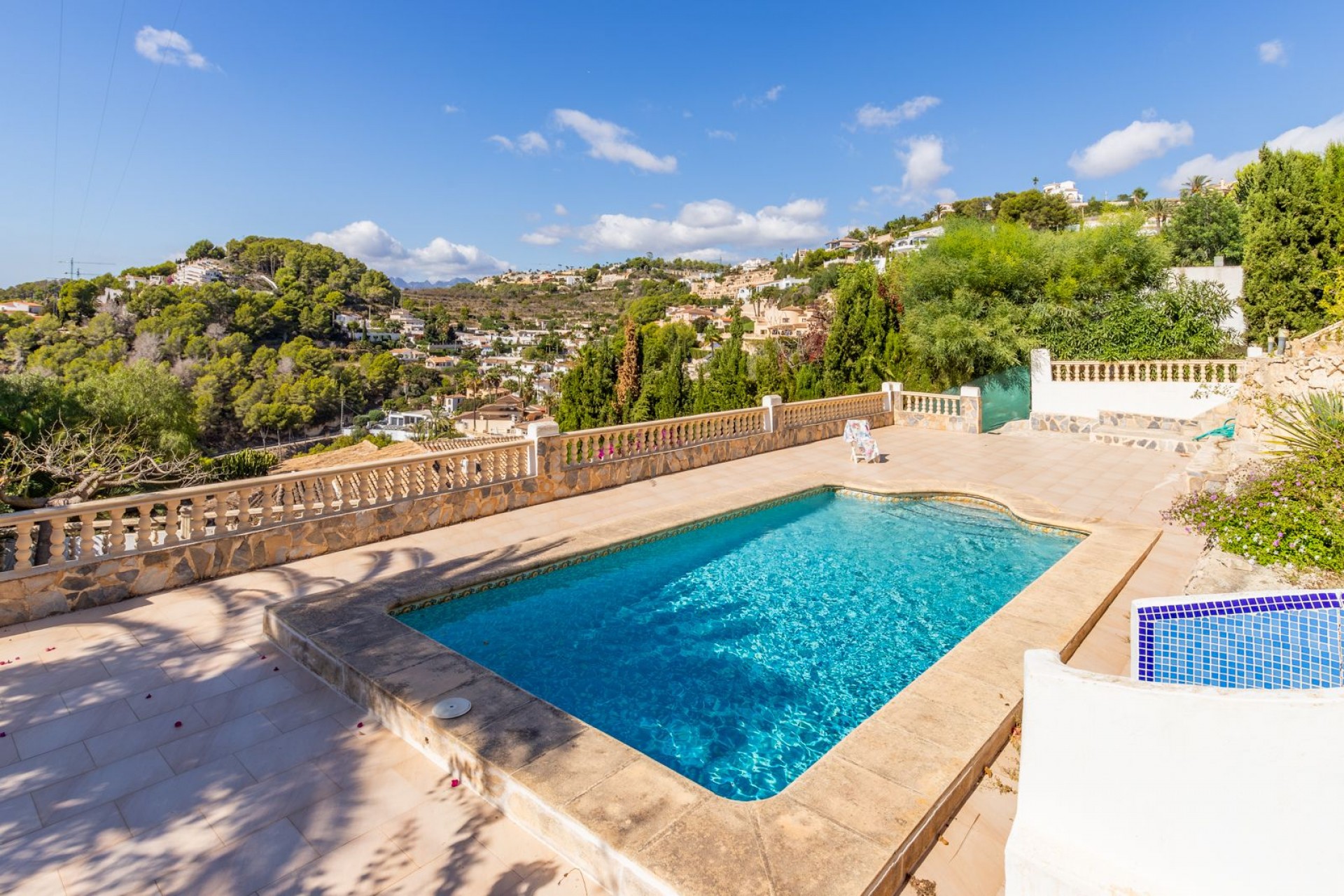 Te koop - Villa -
Moraira - Benimeit