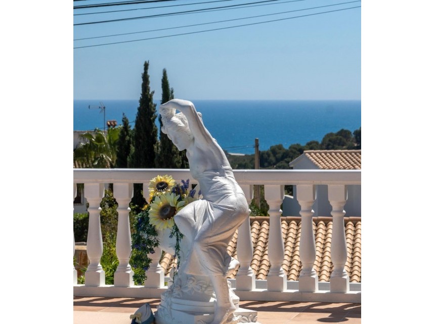 Te koop - Villa -
Moraira - Benimeit