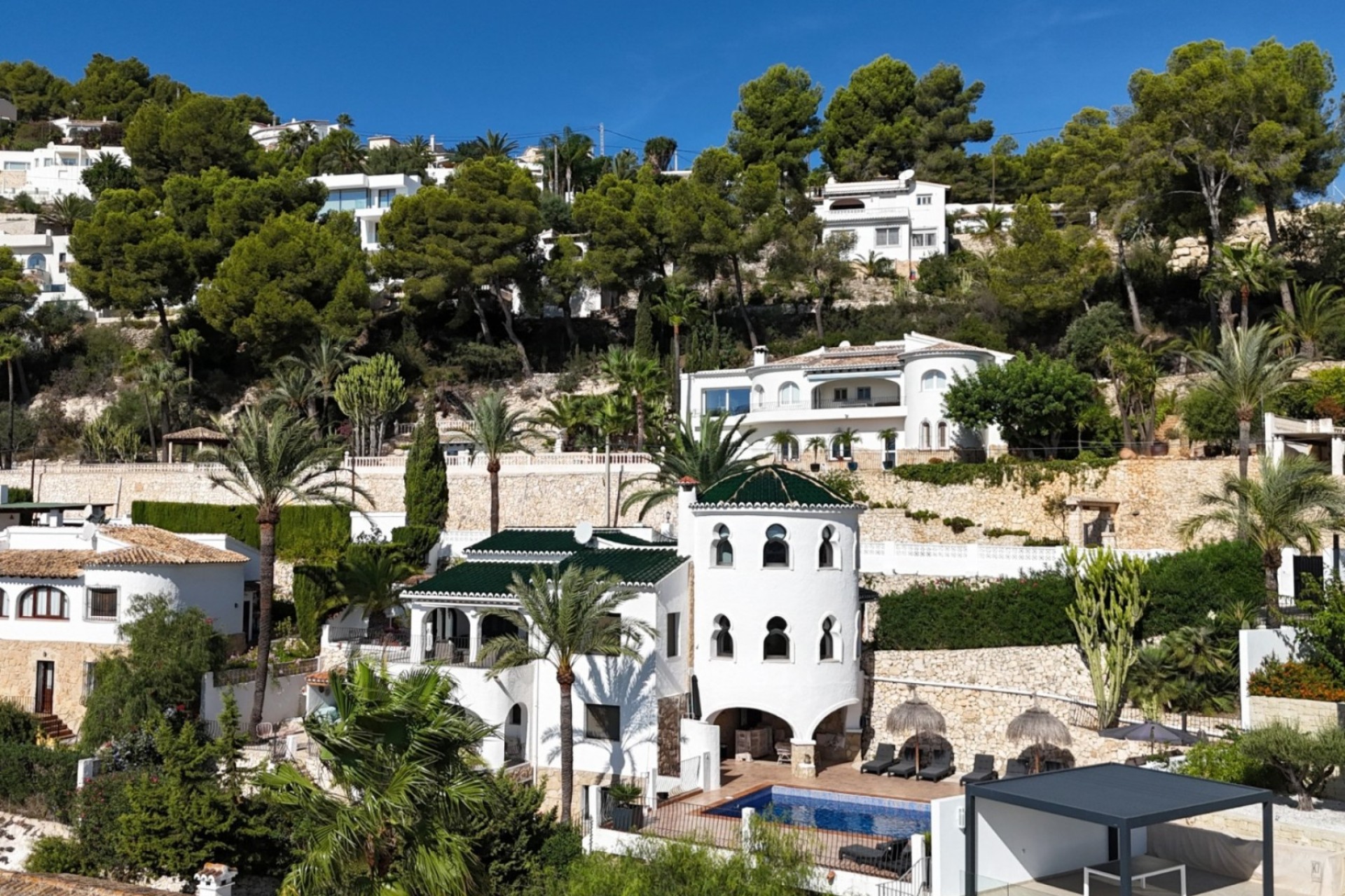 Te koop - Villa -
Moraira - Benimeit