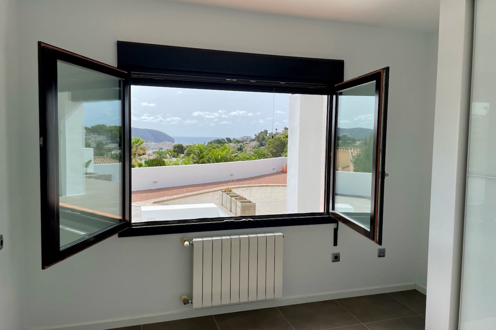 Te koop - Villa -
Moraira - Benimeit