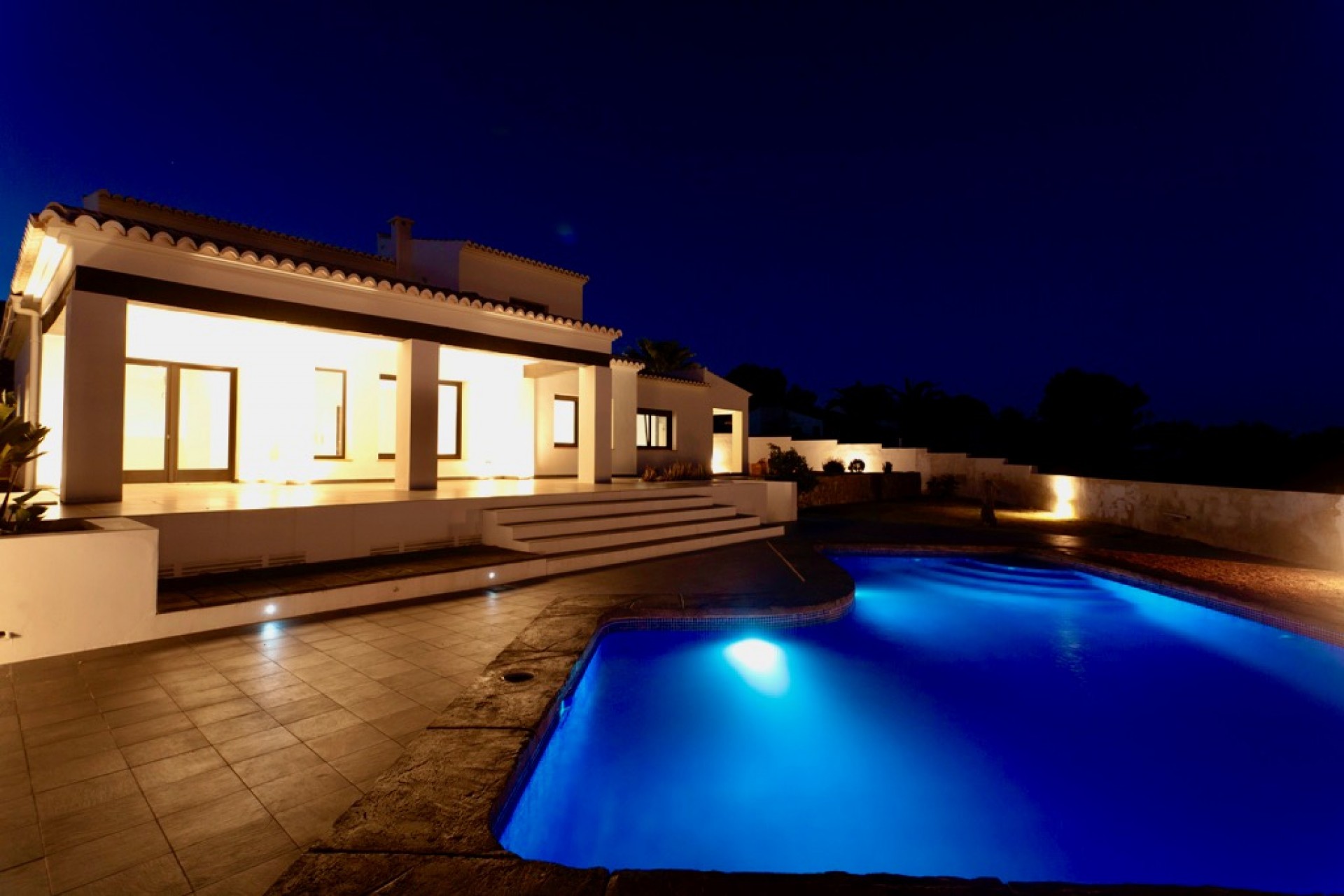Te koop - Villa -
Moraira - Benimeit