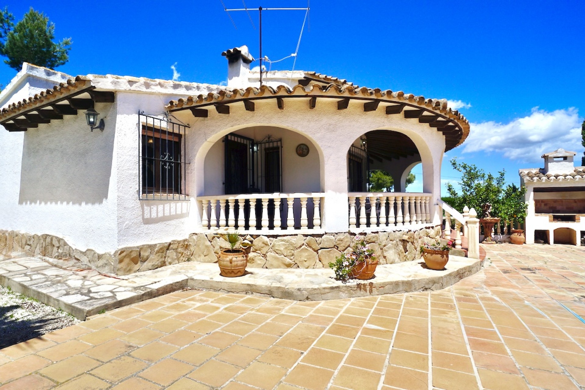 Te koop - Villa -
Moraira - Benimeit