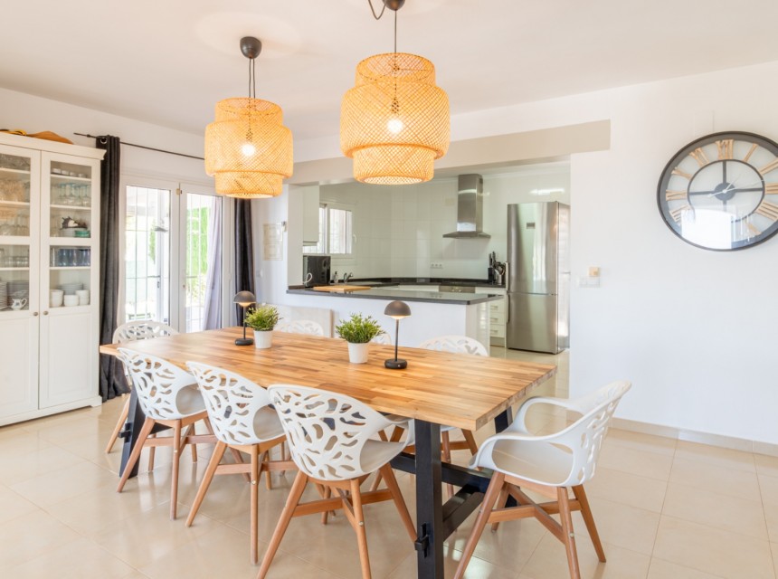 Te koop - Villa -
Moraira - Benimeit