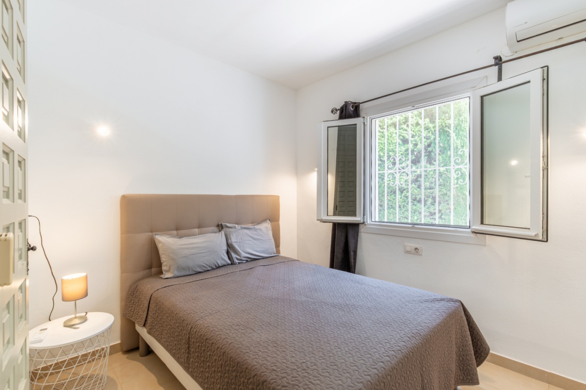 Te koop - Villa -
Moraira - Benimeit