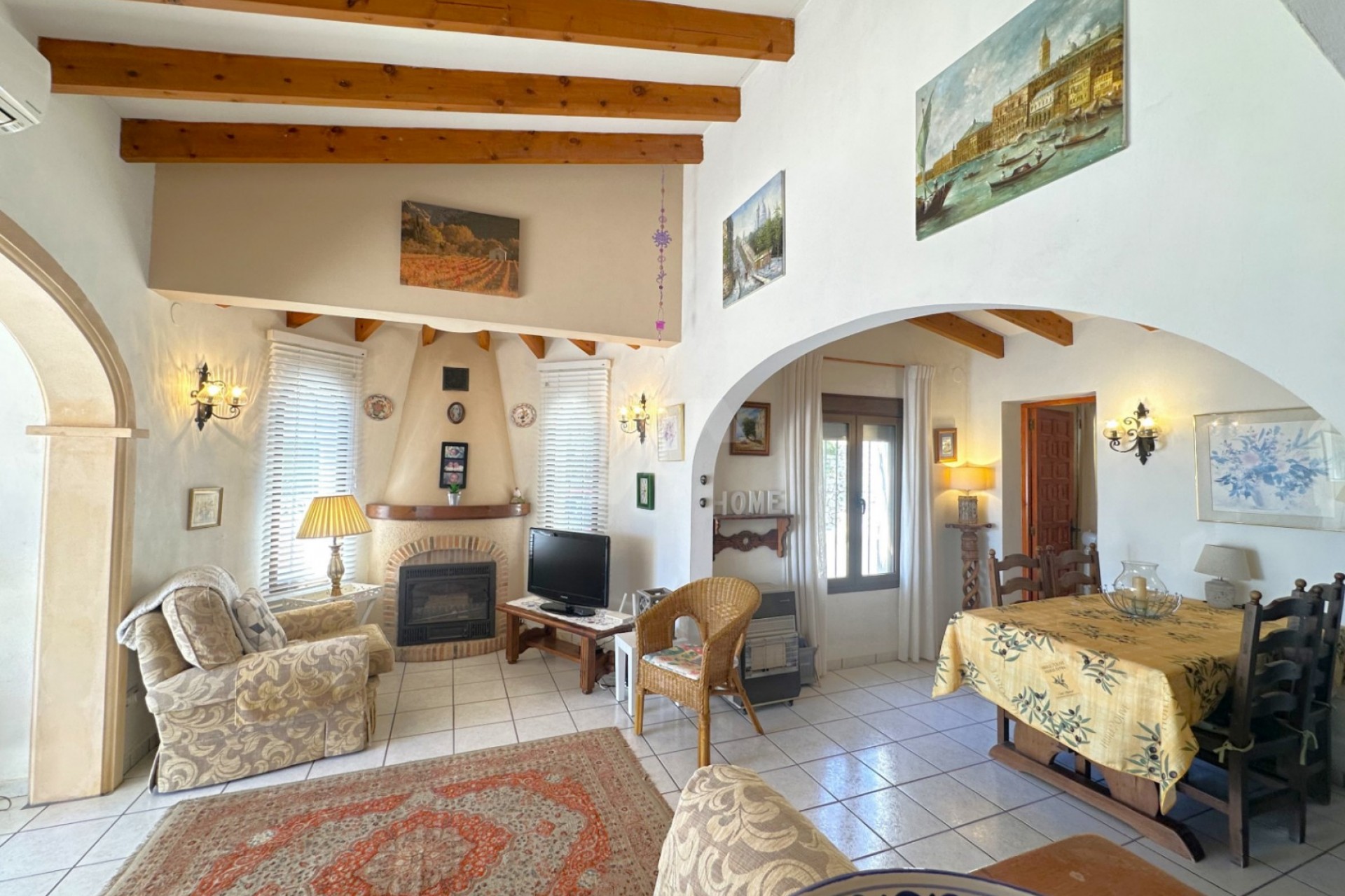 Te koop - Villa -
Moraira - Benimeit