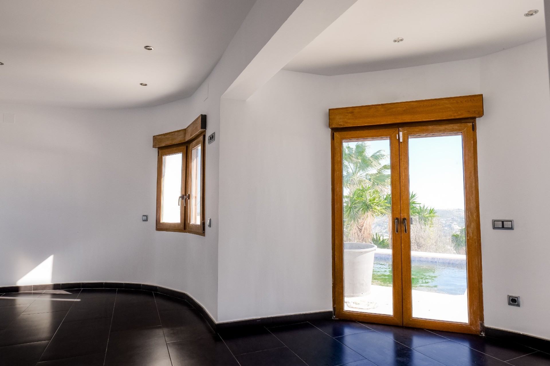 Te koop - Villa -
Moraira - Benimeit