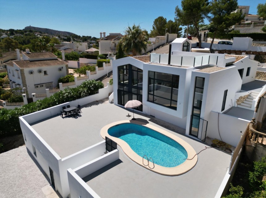 Te koop - Villa -
Moraira - La Sabatera