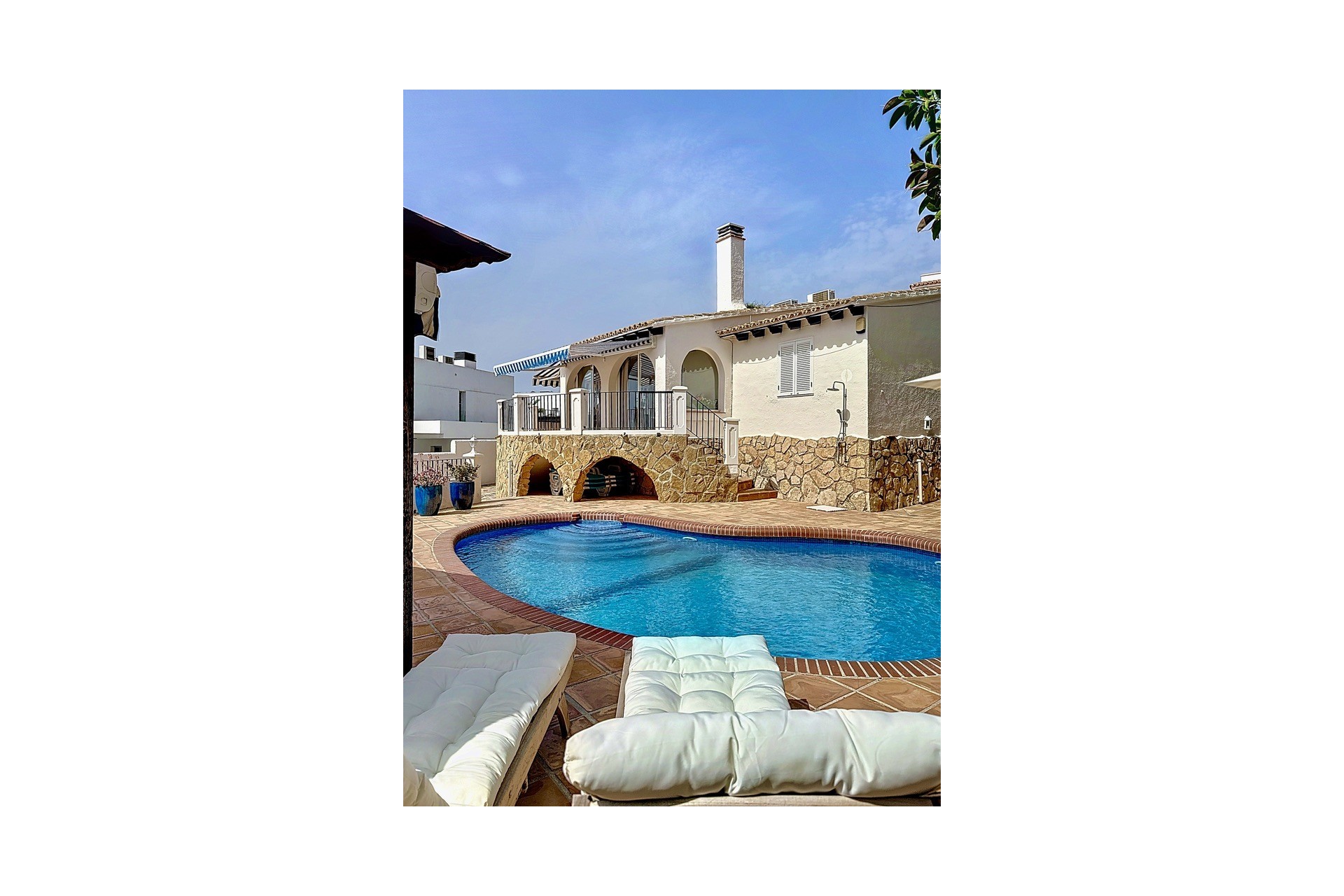 Te koop - Villa -
Moraira - La Sabatera