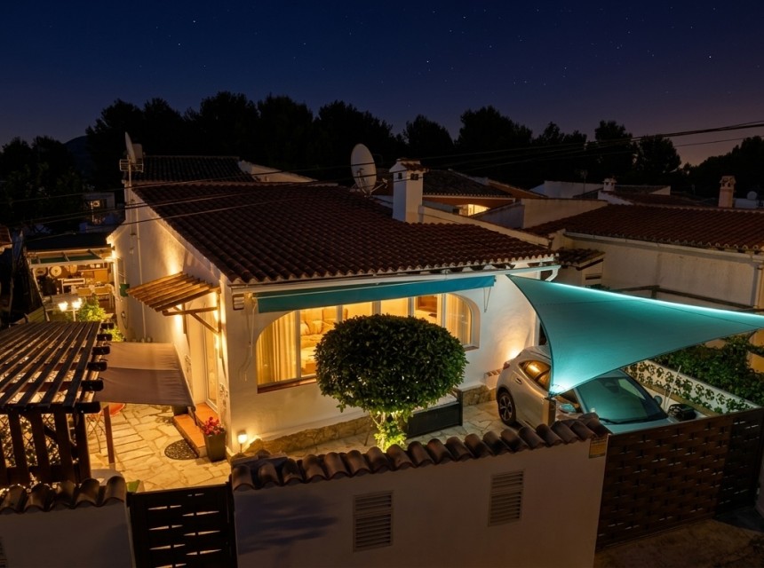 Te koop - Villa -
Moraira - La Sabatera