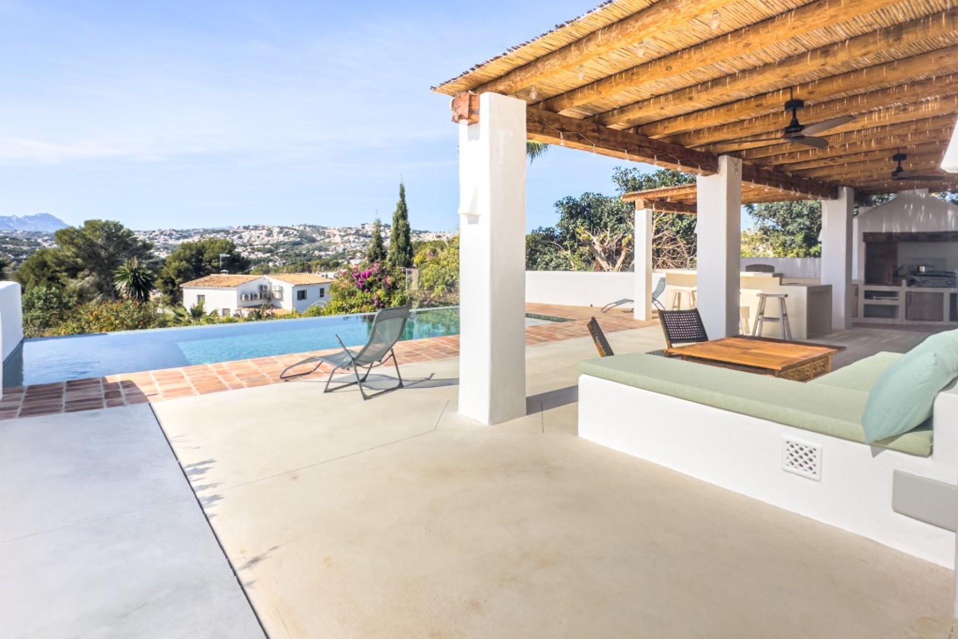 Te koop - Villa -
Moraira - Portet Valley