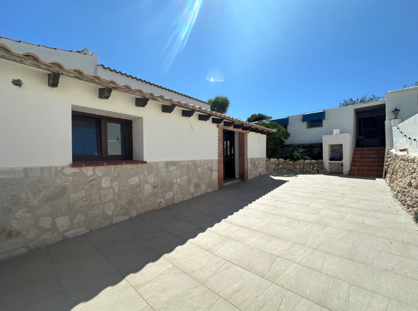 Te koop - Villa -
Moraira - Sabatera