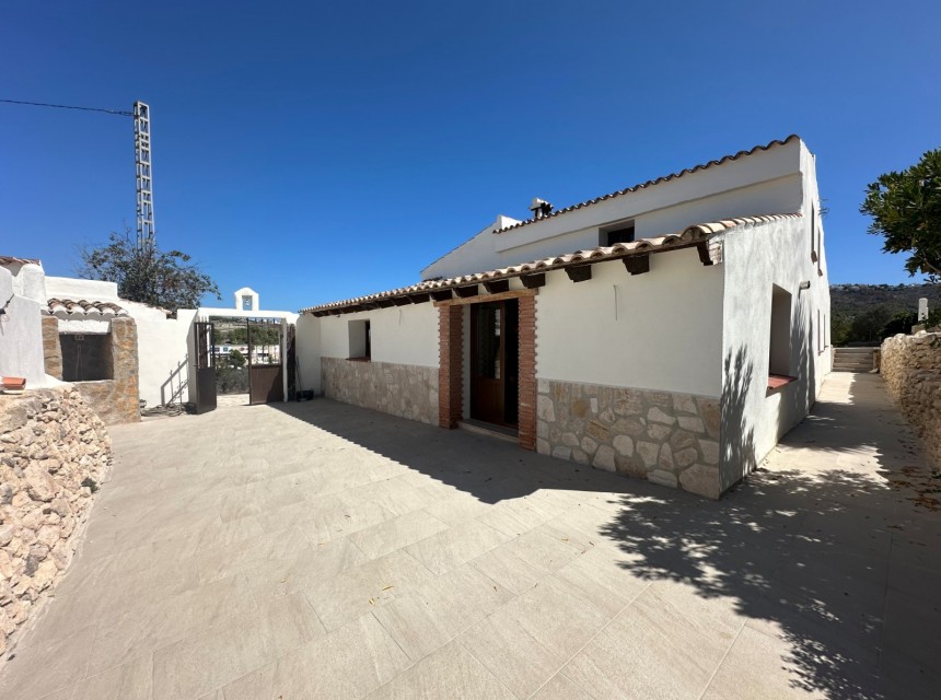 Te koop - Villa -
Moraira - Sabatera