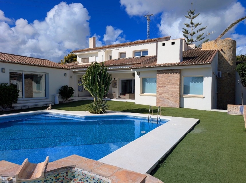 Te koop - Villa -
Moraira - Sol Park