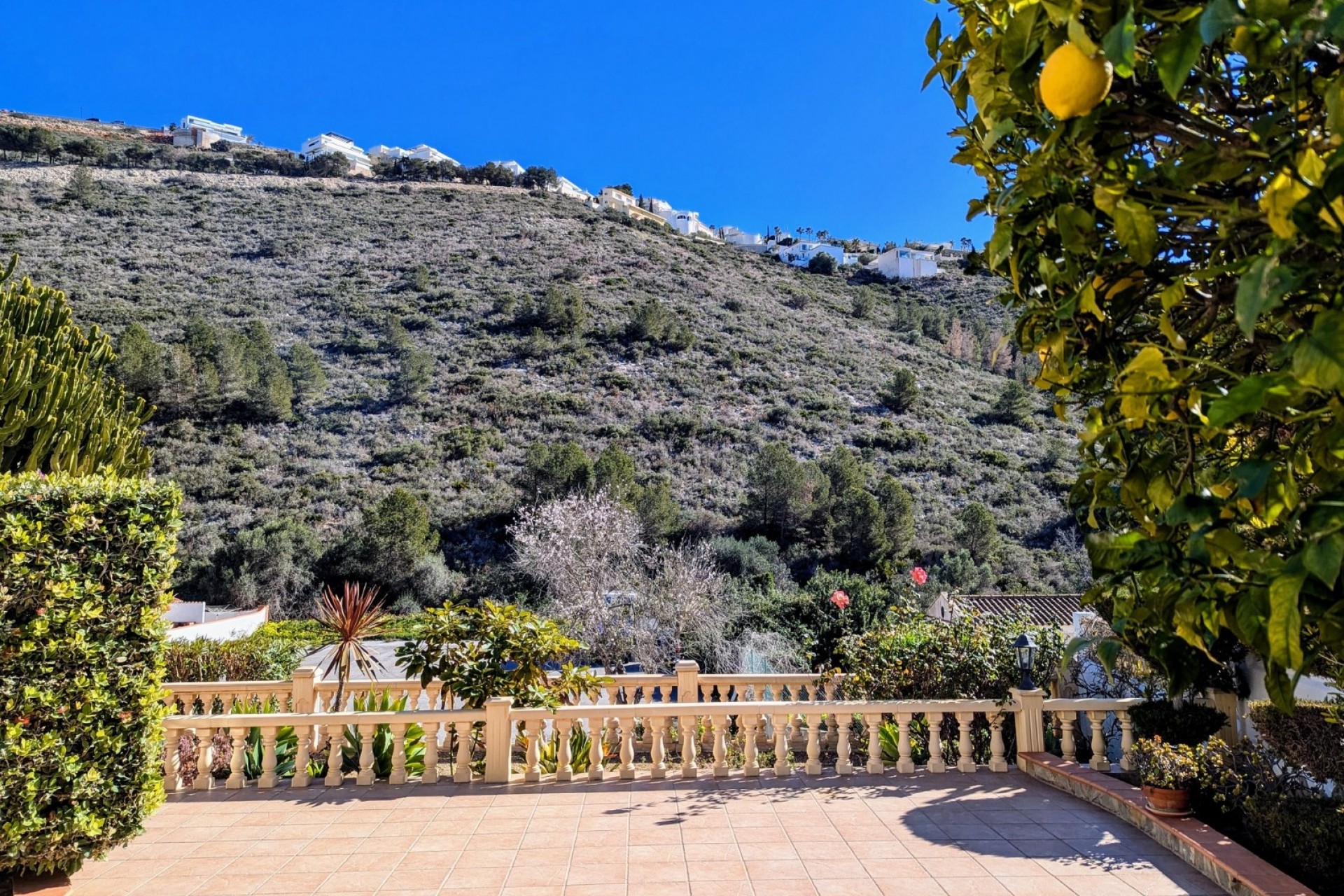 Te koop - Villa -
Moraira - Valle del Portet, Benitachell