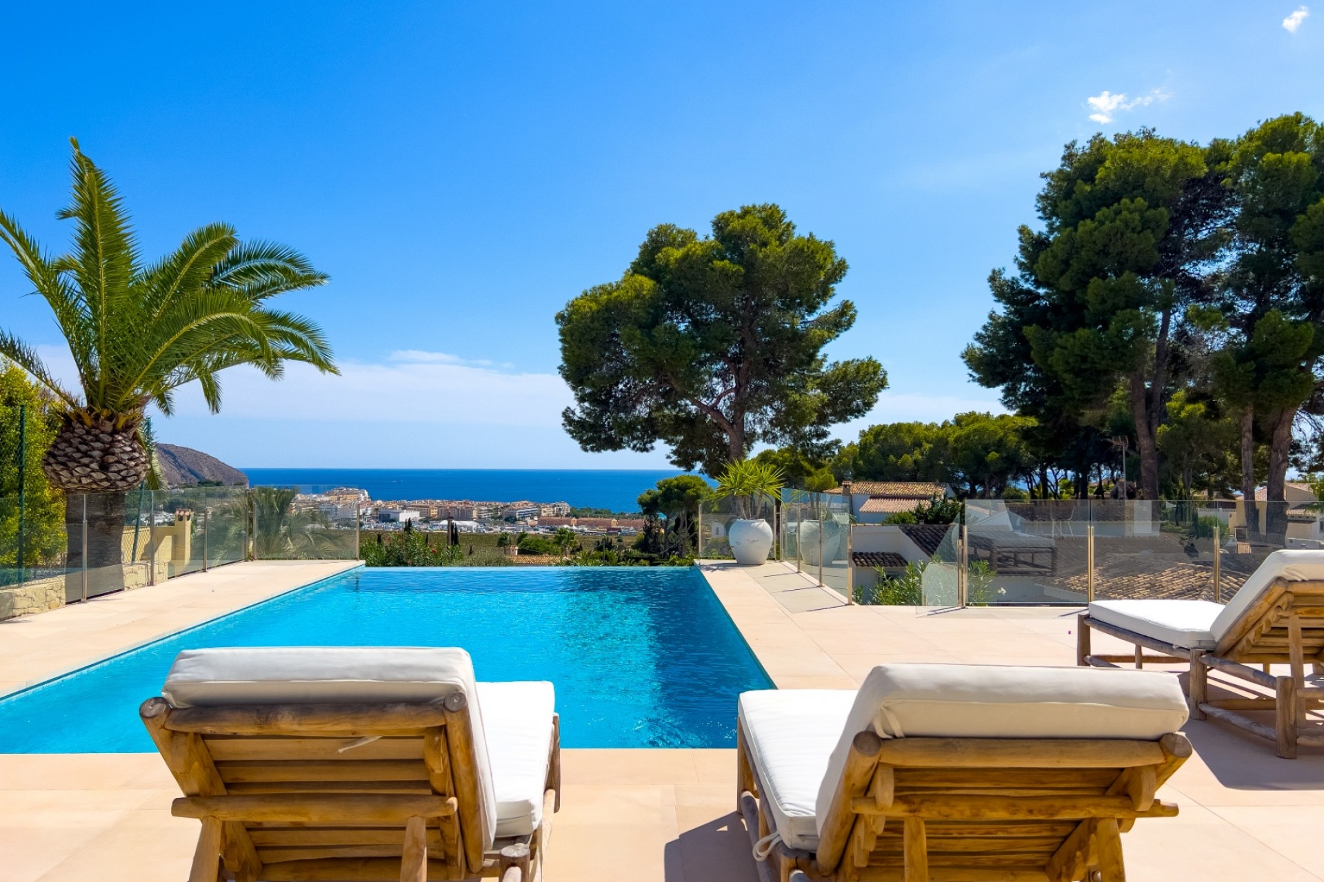 Te koop - Villa -
Moraira