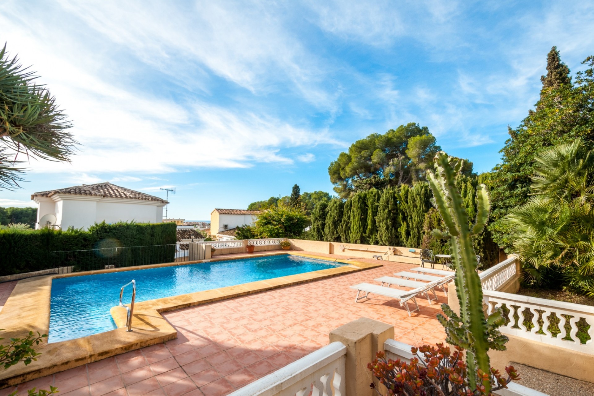 Te koop - Villa -
Moraira