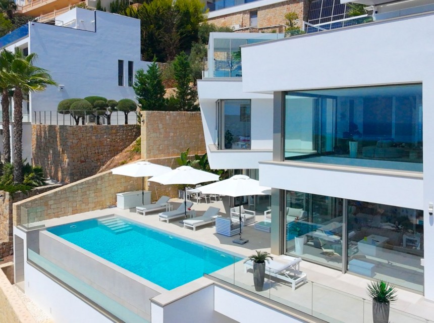 Te koop - Villa -
Moraira