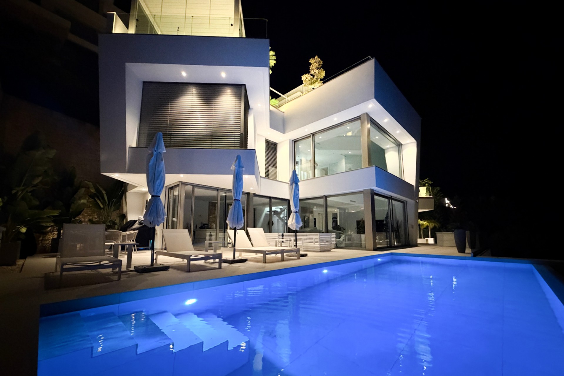 Te koop - Villa -
Moraira