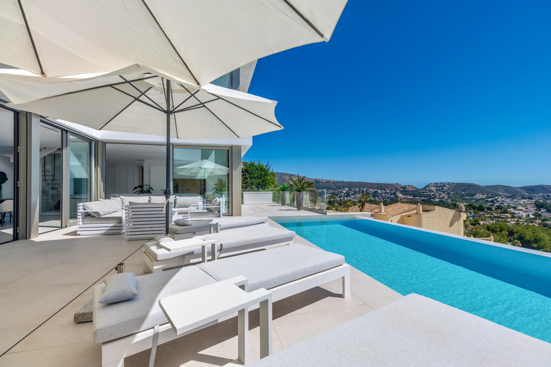 Te koop - Villa -
Moraira