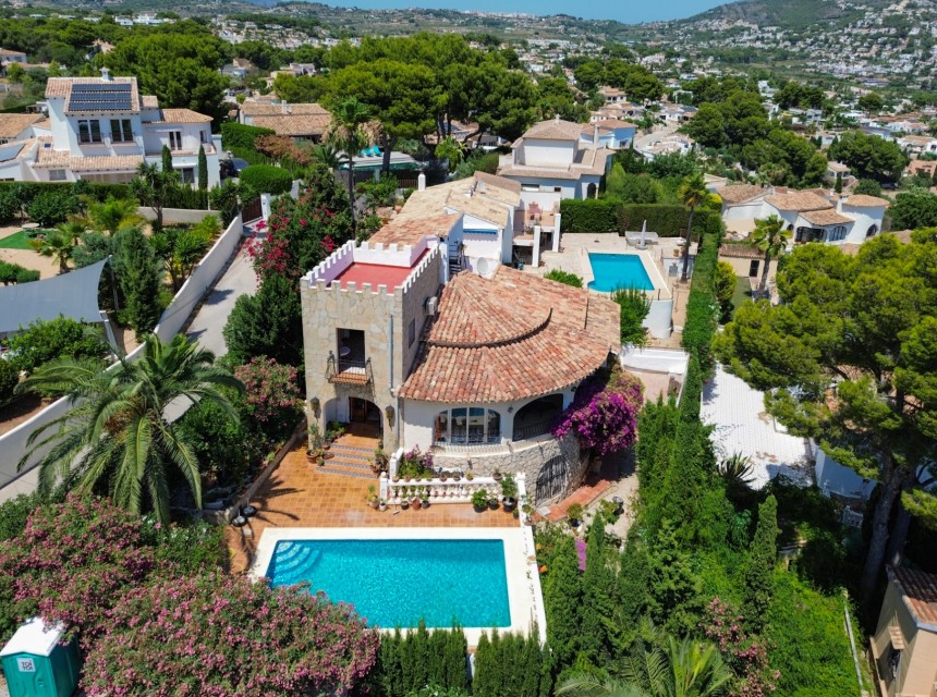 Te koop - Villa -
Moraira
