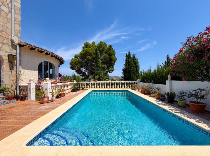Te koop - Villa -
Moraira