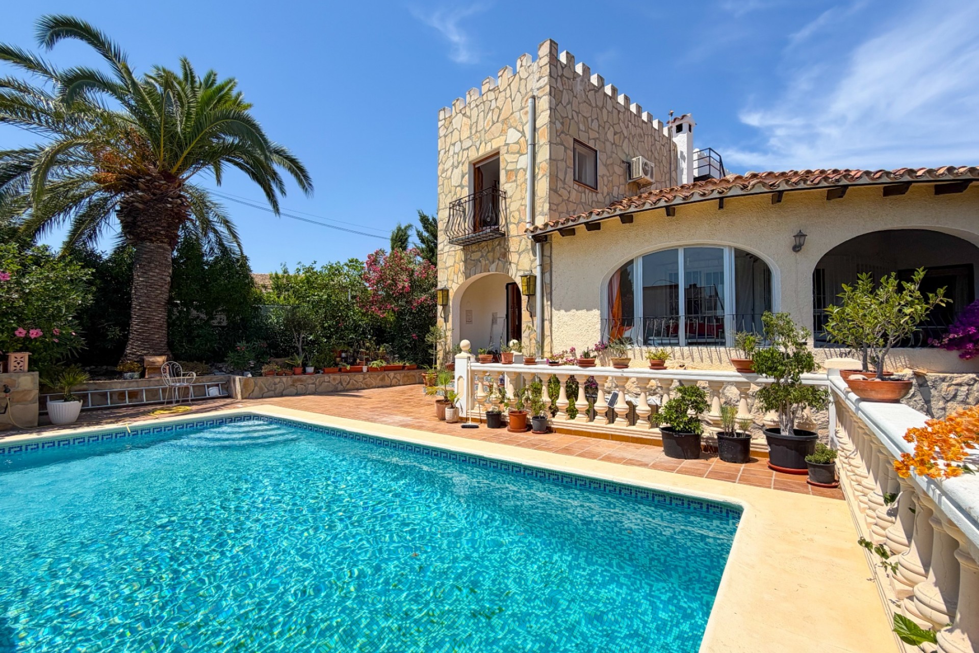 Te koop - Villa -
Moraira