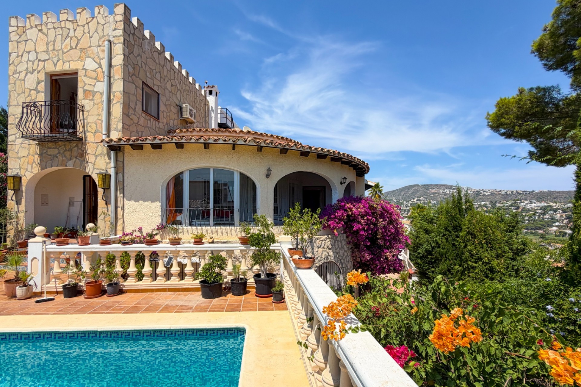 Te koop - Villa -
Moraira