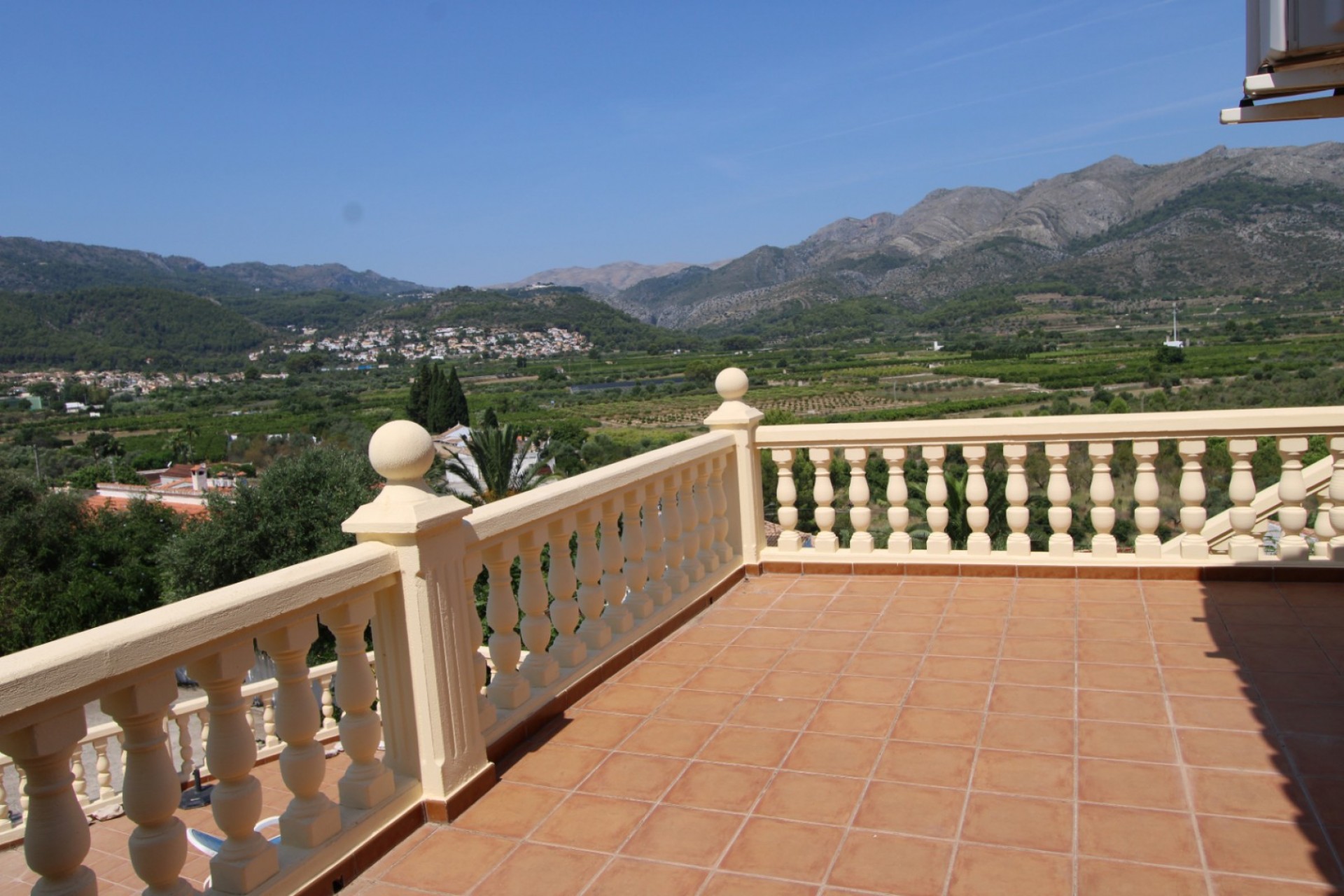 Te koop - Villa -
Orba