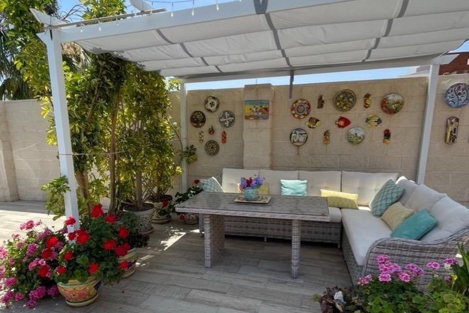Te koop - Villa -
Polop - Alberca