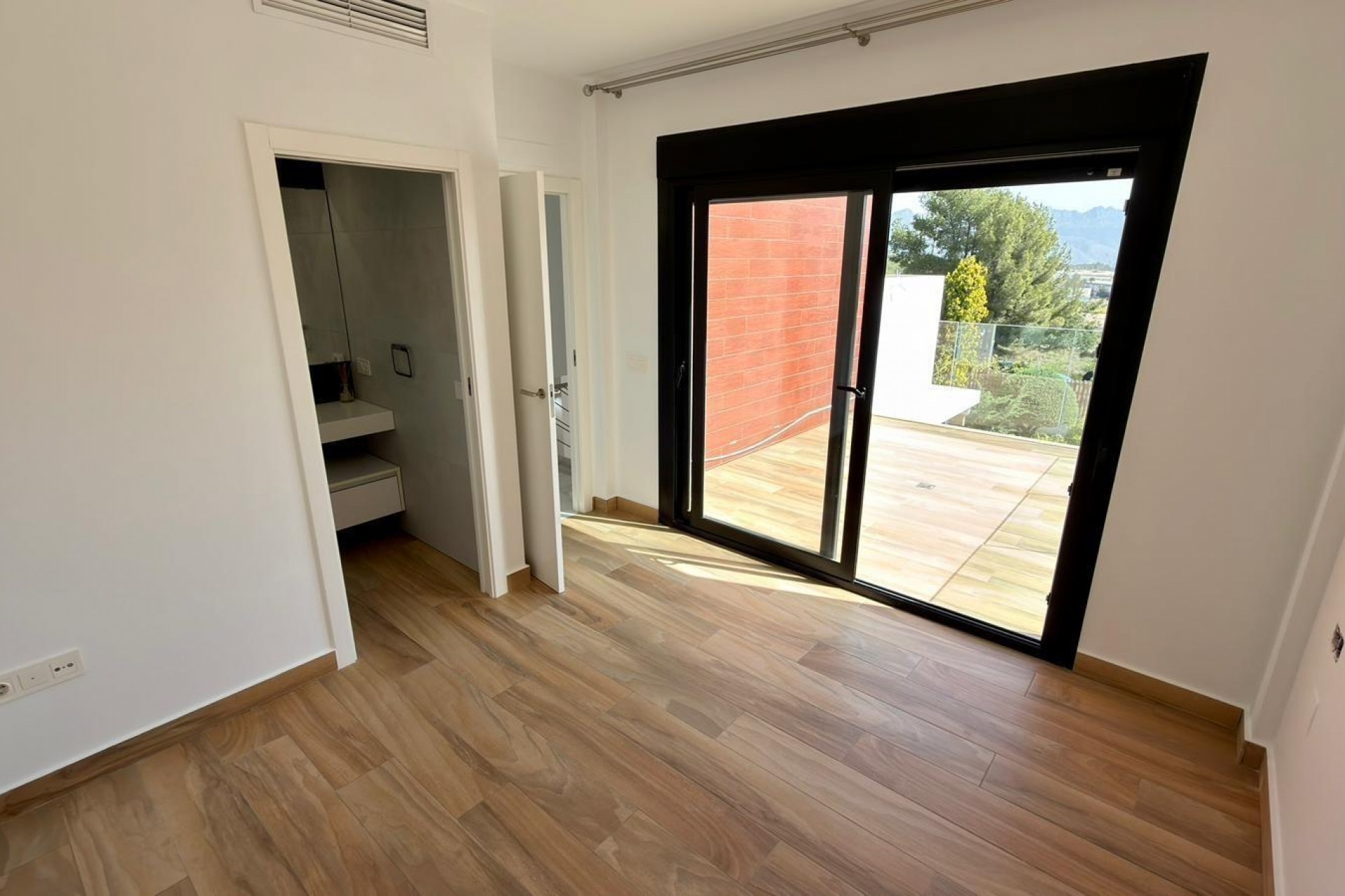 Te koop - Villa -
Polop - Alberca