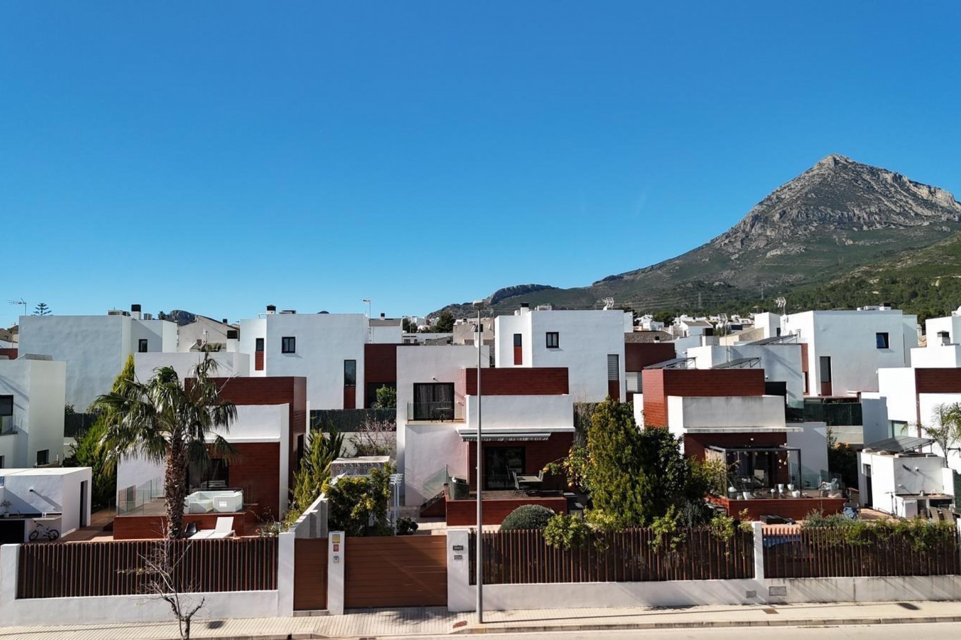 Te koop - Villa -
Polop - Alberca