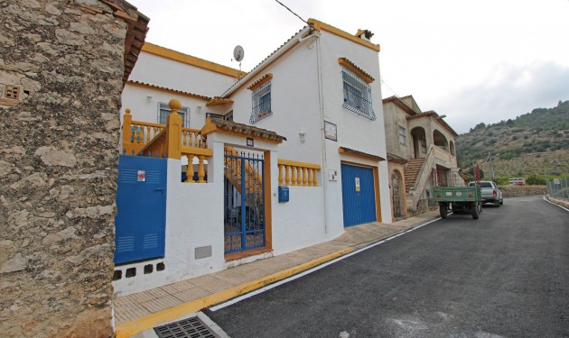 Villa - A Vendre - El Rafol d'Almunia - El Rafol d'Almunia