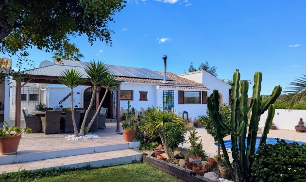 Villa - A Vendre - Javea - La Lluca
