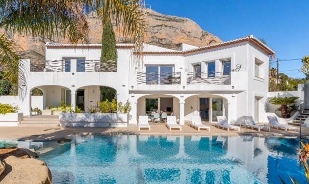 Villa - A Vendre - Javea - Montgo