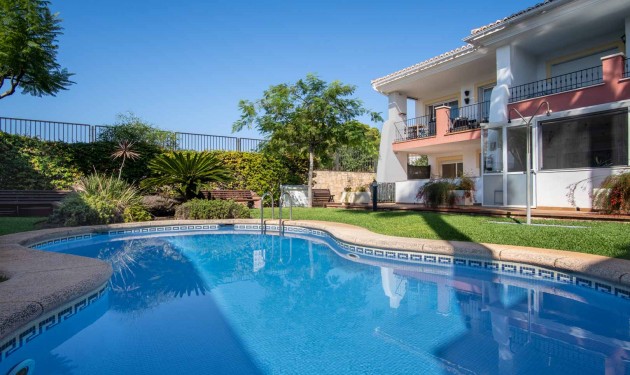 Villa - A Vendre - Jesus Pobre - Jesus Pobre