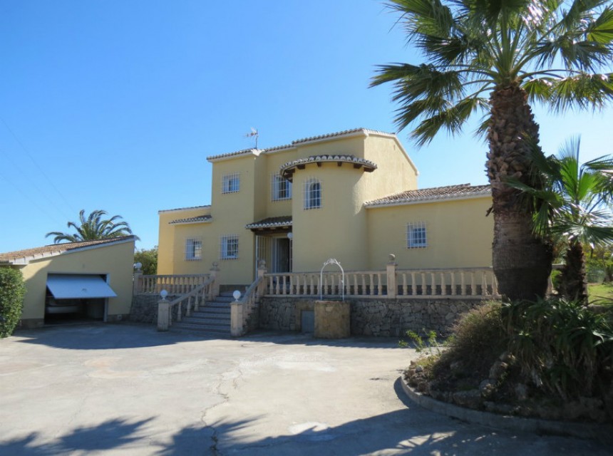 Villa for sale in Teulada