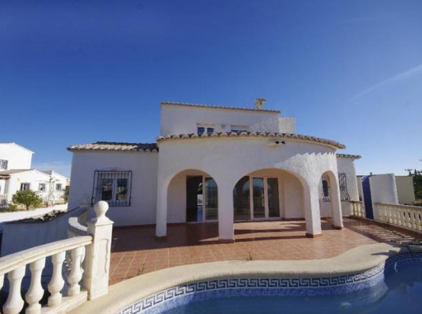 Villa for sale on Cumbre del Sol, six bedrooms