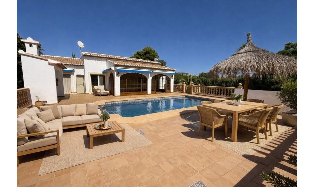 Villa - Sale - Moraira - La Cometa