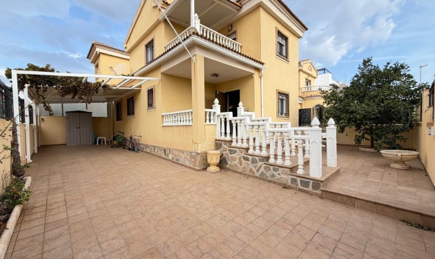 Villa - Sale - Orihuela Costa -
                Lomas de Don Juan