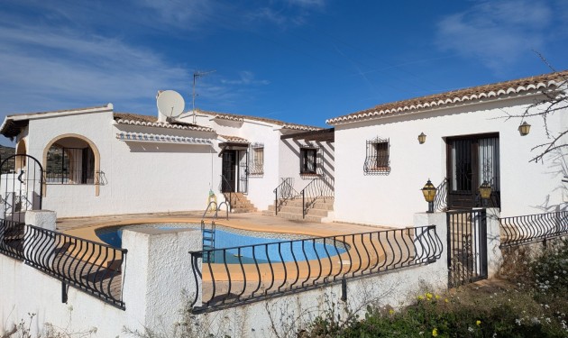 Villa - Te koop - Benitachell - Pueblo Alcazar