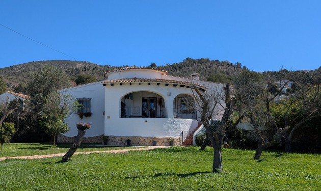 Villa - Te koop - Benitachell - Pueblo Alcazar