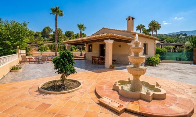Villa - Te koop - Calpe - Calpe
