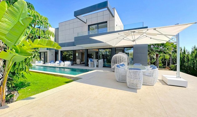 Villa - Te koop - Calpe -
                Calpe
