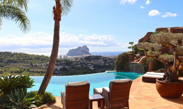 Villa - Te koop - Calpe - Empedrola