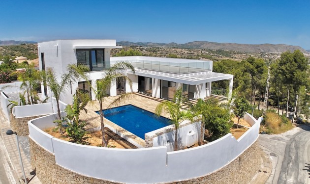 Villa - Te koop - Moraira - Benimeit